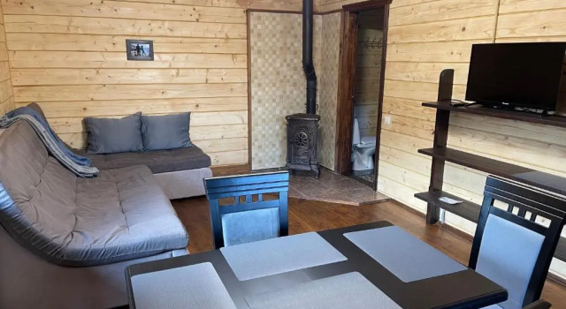Коттедж c 1 комнатой Kozichky Guest House