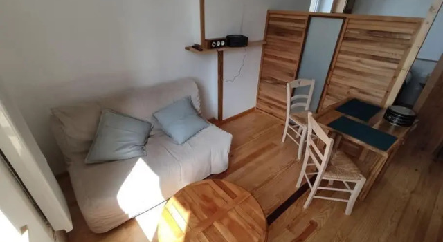Studio sympa avec petit déjeuner entre canal et Loire, Rezervovat Apartmán Roanne 