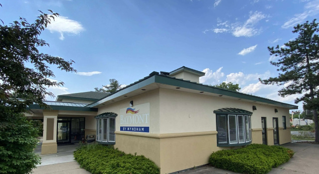 Baymont by Wyndham Latham Albany Airport