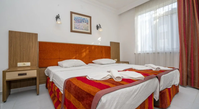 Номер люкс Economy с балконом Carmen Suite Hotel