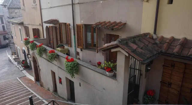 B&b In Piazza, Varaa Bed and Breakfast San Gemini Umbria