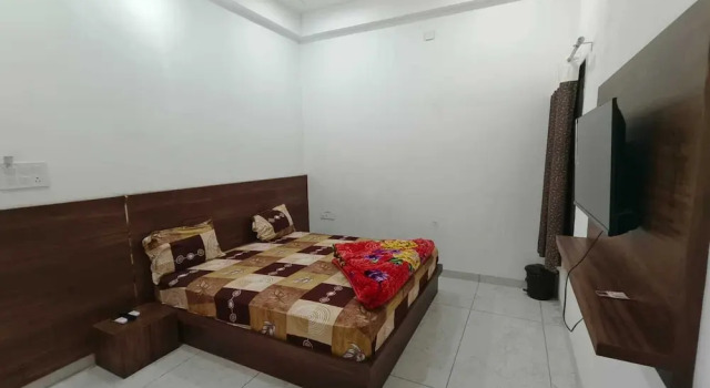 Hotel Reengus Raj, Забронировать Отель Отели штата Раджастхана 3 звезды, 3*