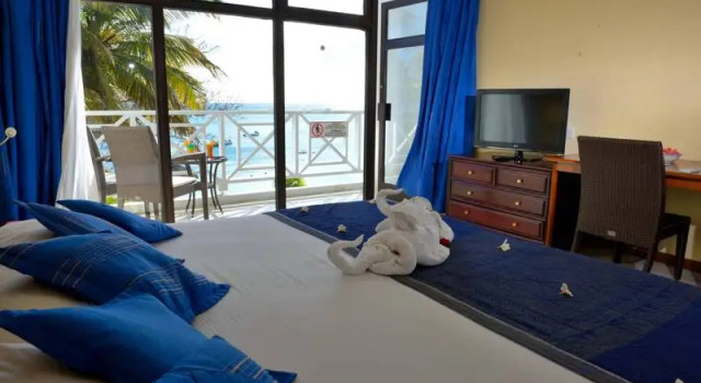 Одноместный номер Standard с балконом Coral Azur Beach Resort Mont Choisy