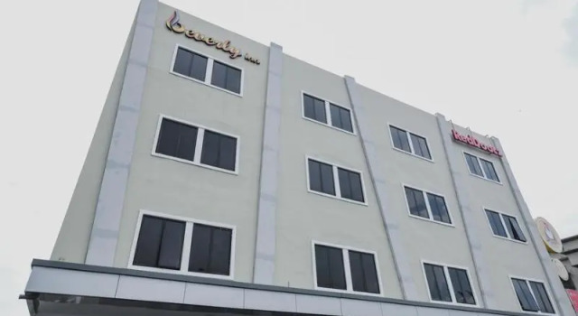 Beverly Hotel by Reddoorz