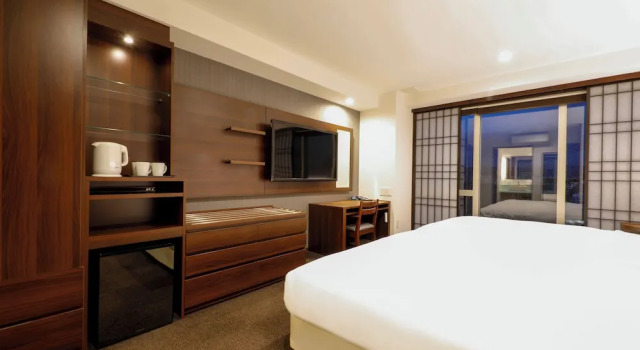 Двухместный номер Deluxe Hop Inn Kyoto Shijo Omiya