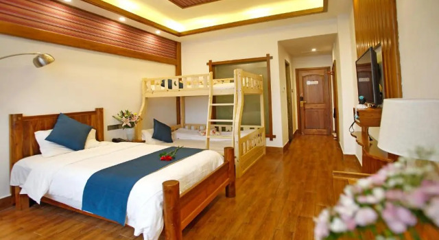 Трёхместный номер Luxury Guihua Road 106th Hostel