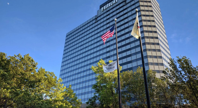 Sheraton Meadowlands, Rezervovat Hotel East Rutherford Meadowlands