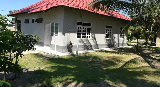 Relaxs Homestay, Забронировать Отель Отели Кота-Бару 3 звезды, 3*
