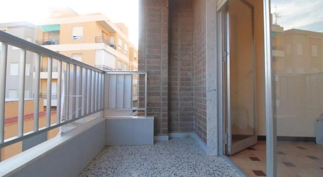Апартаменты Piso entero de 170 m2, 200m centro, 500m del mar!