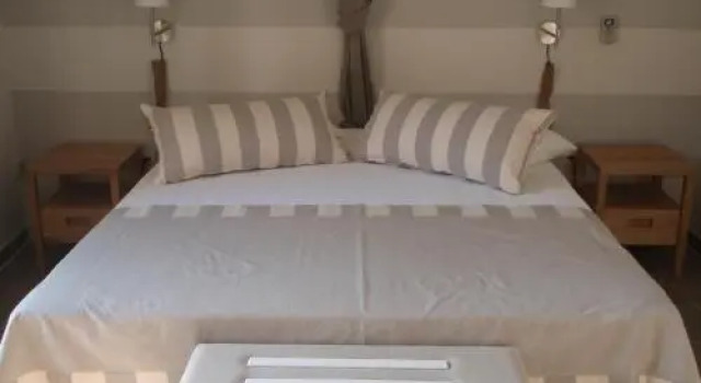 Aeolos Apartments