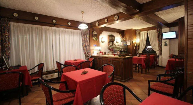 Hotel Meynet, Забронировать Отель Брей-Червиния Червиния