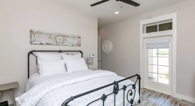 Coastal Chic in Port Aransas by RedAwning, Забронировать Отель Порт-Аранзас Mustang Island