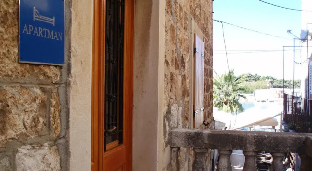 Apartment House Vitaic, Rezerwuj Apartament Hotele w Split-Dalmatia County z parkingiem, Parking