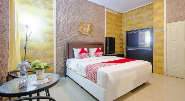 Pondok Damai Syariah by OYO Rooms, Book Hotel Sleman Yogyakarta Province