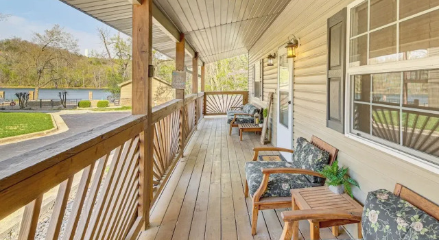 Коттедж 2 Mi to Branson Landing: Quiet Home w/ Lake View