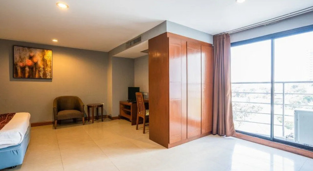 Lacuna Sukhumvit by Favstay, Забронировать Отель Отели Бангкока с бассейном, рядом с Улица Сой Ковбой, Бассейн