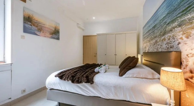 Апартаменты Spacious Apartment With Terrace in Ostend