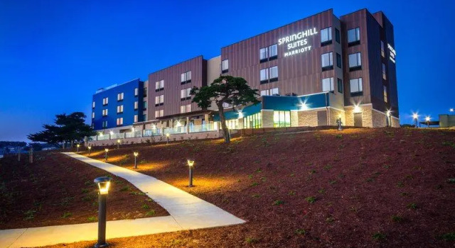 Люкс с видом на море SpringHill Suites by Marriott The Dunes On Monterey Bay