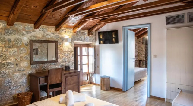 Люкс Trapela Areopolis, Boutique Hotel