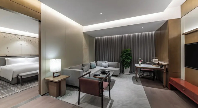 Клубный люкс c 1 комнатой HUALUXE Xi an Chanba by IHG