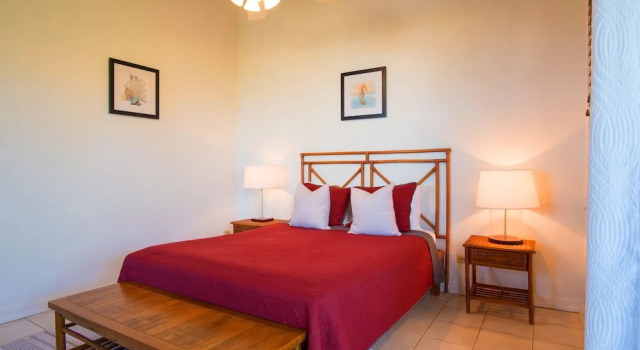 Семейные апартаменты с балконом и с частичным видом на море Bayview Vacation Apartments