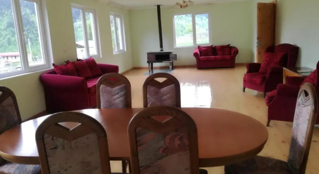 I R K O, Reserva ahora Hotel Mazeri Samegrelo Zemo-Svaneti