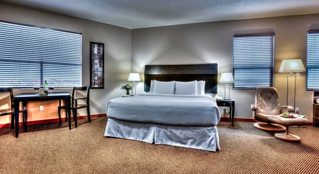 Двухместный люкс Podollan Inn & Spa - Grande Prairie