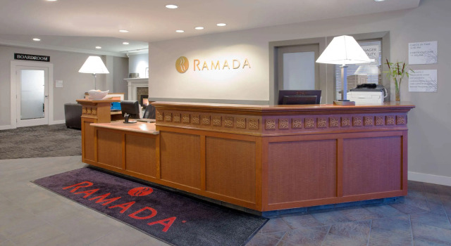 Ramada by Wyndham Duncan Cowichan Valley, Boek Hotel Duncan Vancouver island