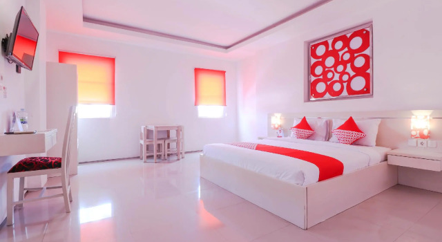 OYO 1489 Simona Hotel, Забронировать Отель Отели провинции Бали с завтраком, Завтраки