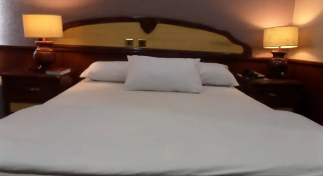Двухместный номер Standard с балконом и с видом на город Excellence Hotel