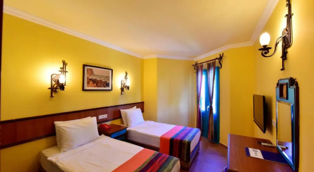 Номер Club Family Jasmin Beach Hotel