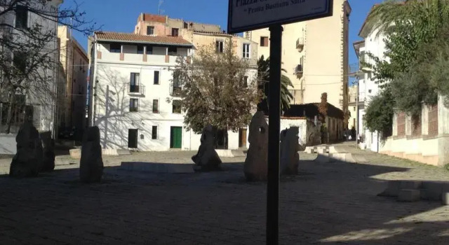 Plaza Nuoro, Забронировать Отель Нуоро Barbagia