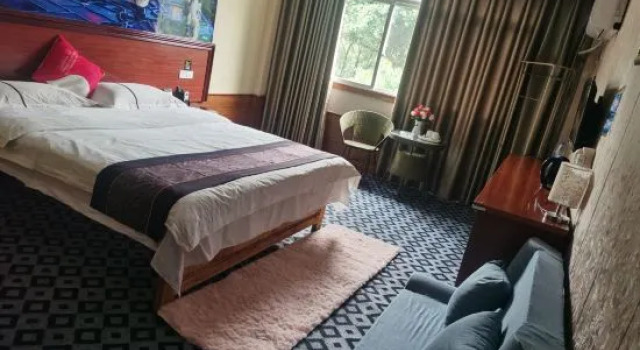 Congjian Huadu Hotel, Varaa Hotelli Congjiang Guizhou