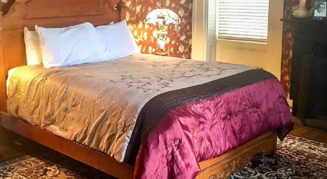 Munro House B And B, Varaa Hotelli Jonesville Michigan