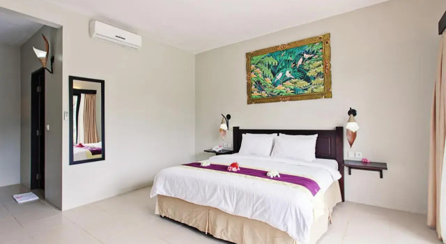 Manna Kebun Villas & Residence, Book Resort Senggigi Lombok