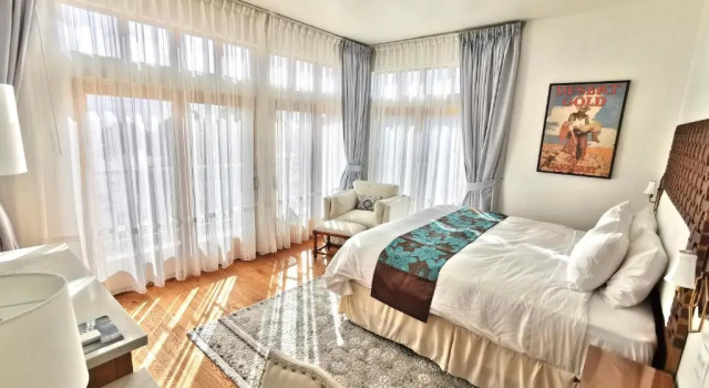 Люкс с видом на бассейн Zane Grey Pueblo Hotel