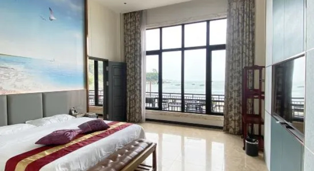 Люкс с видом на море Shili Yintan Hotel