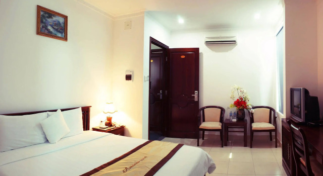 Amanda Hotel