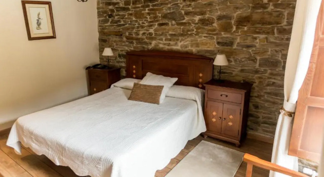 Hotel Ambasmestas, Забронировать Отель Вега-де-Валькарсе El Bierzo