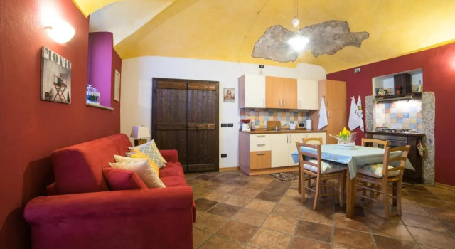 Casa Corte Alla Rocca, Prenota Appartamento Arona Lago Maggiore, vicino a Rocca di Angera