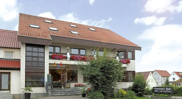 Beurener Hof, Забронировать Отель Бойрен Swabian Alps