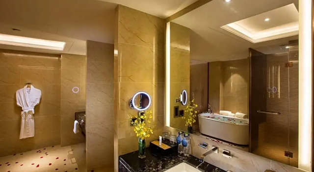 Номер Executive Hilton Wuhan Yangtze Riverside