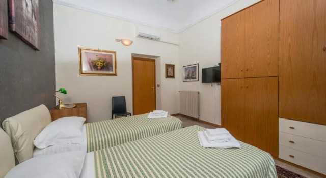 Апартаменты House Montebello