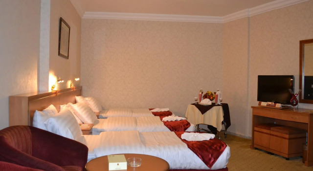 Четырёхместный номер Standard Palestine Hotel Makkah