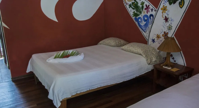 Трёхместный номер Superior Pelican Beachfront Hotel