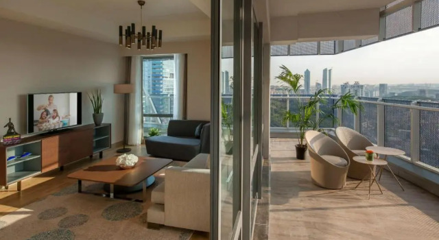 Апартаменты Deluxe Apartment with Shared Pool and Refreshing View in Maslak