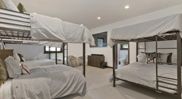 Gray Bear #86 4 Bedroom Home by RedAwning