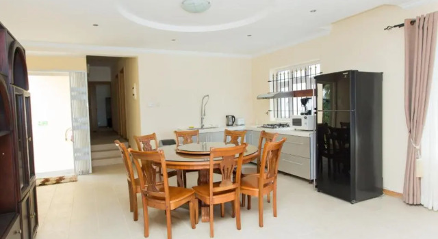 Апартаменты с 3 комнатами Garden Villas