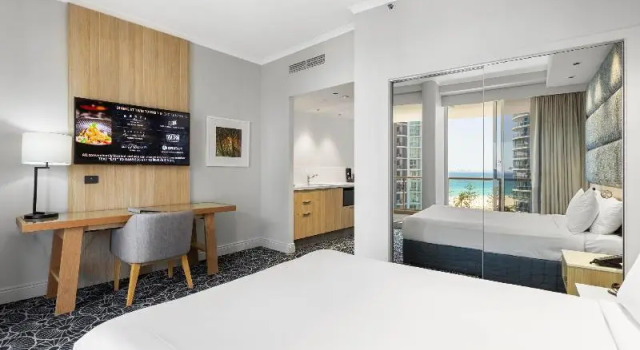Двухместный номер Standard с балконом Mantra Twin Towns