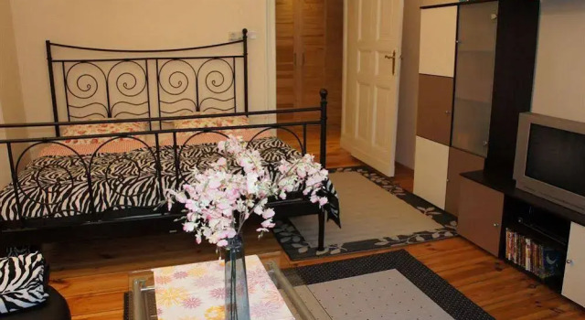 2-room Apartment Emdener Strasse